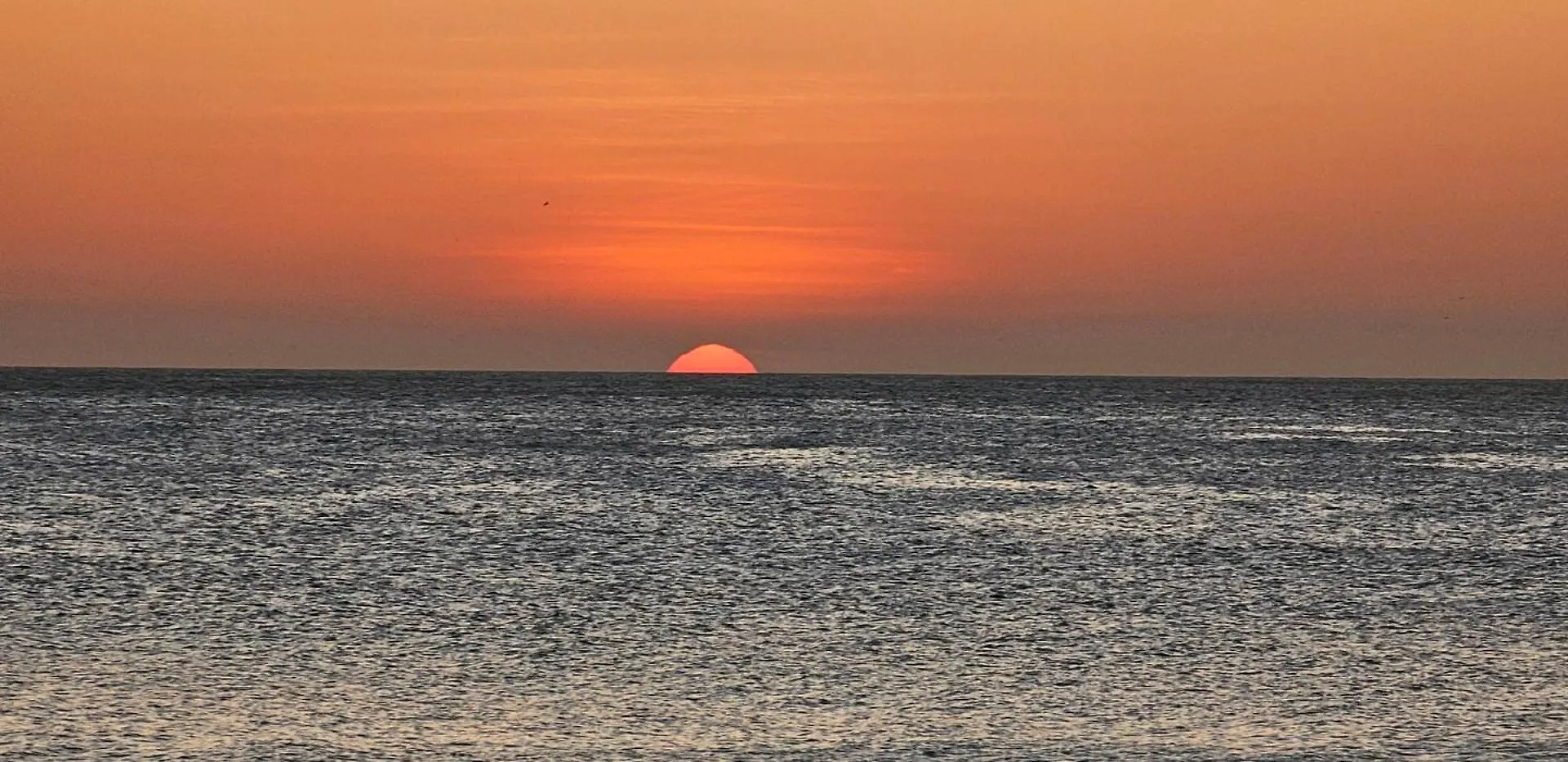 Apartamento Acogedor Wind Playa Salguero frente al mar Santa Marta